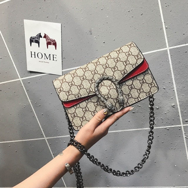 High quality luxury lady  bag 2019 New Retro PU lock lady Single Shoulder Bag Fashion printing chain oblique Bag