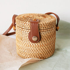 Woven Rattan Bag Round Straw Shoulder Bag Small Beach HandBags Women Summer Hollow Handmade Messenger Crossbody Bags